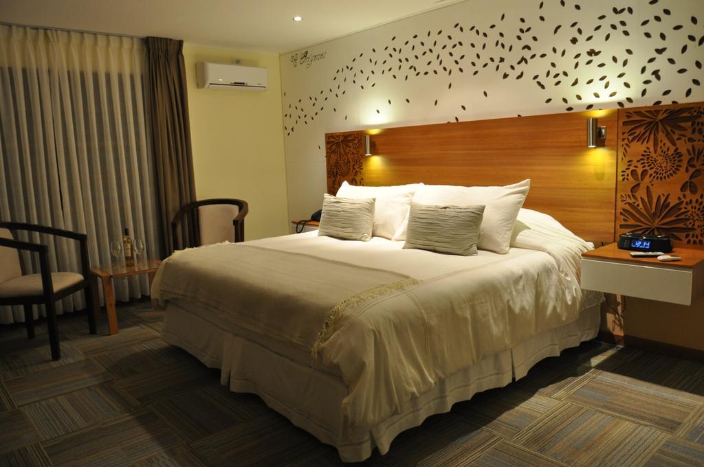 Hotel Origenes บาเญนาร์ ห้อง รูปภาพ