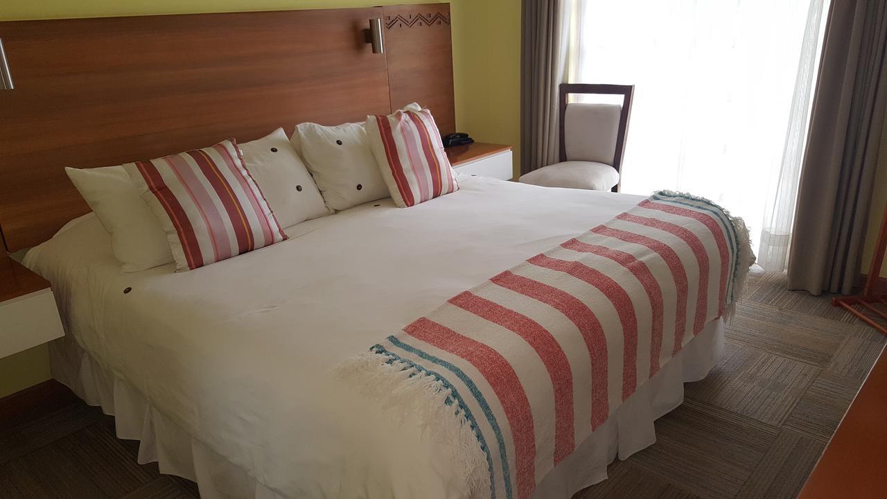 Hotel Origenes บาเญนาร์ ภายนอก รูปภาพ